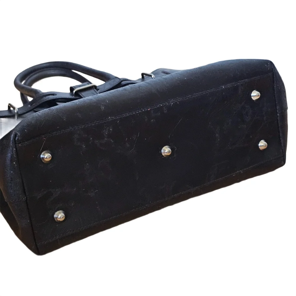 Furla Black Leather Tote – Distressed & Still Stunning - Picture 9 of 16